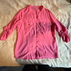 Women’s Quarter Sleeve Button Down Shirt